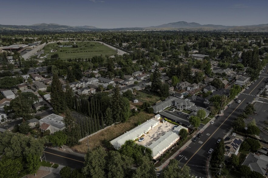 More Photos Of 175 Old Bernal Ave, Pleasanton Apartments For Sale