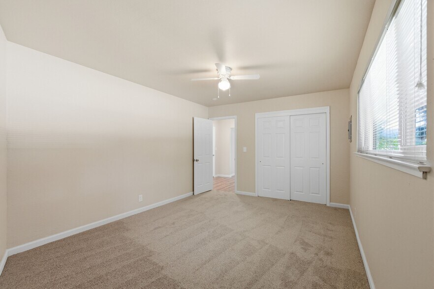 More Photos Of 1255 Woodside Rd, Redwood City Apartments For Sale