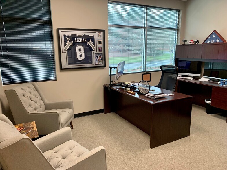 More Photos Of 1935 Vaughn Rd NW, Kennesaw Light Distribution For Lease