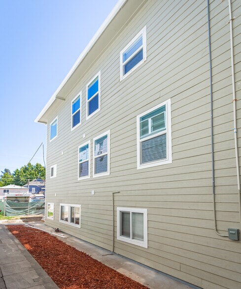 More Photos Of 1823 P St, Sacramento Apartments For Sale