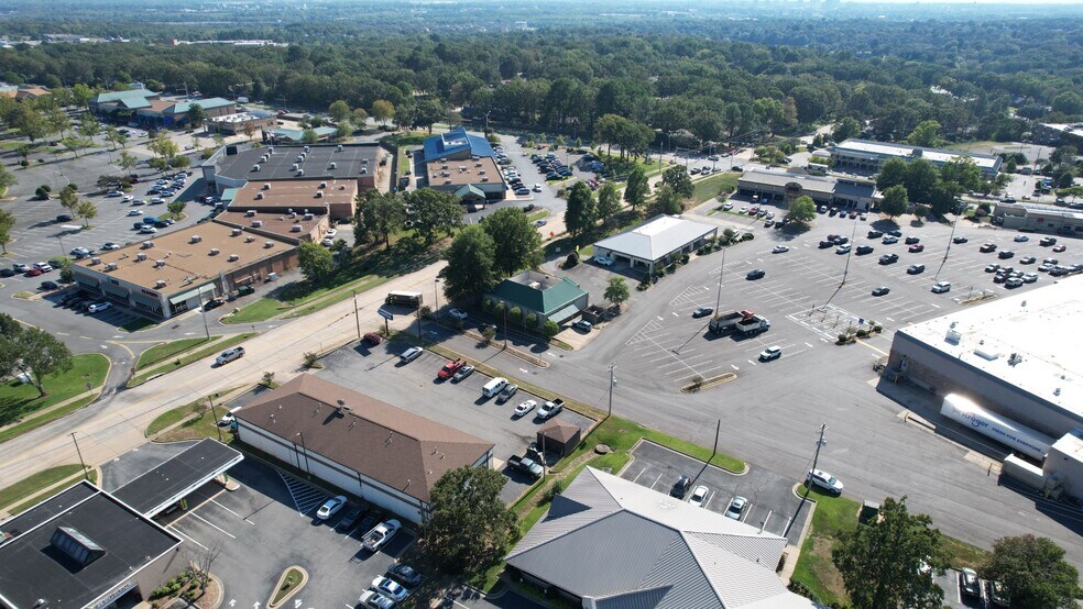 More Photos Of 4583 Fairway Ave, North Little Rock Freestanding For Sale