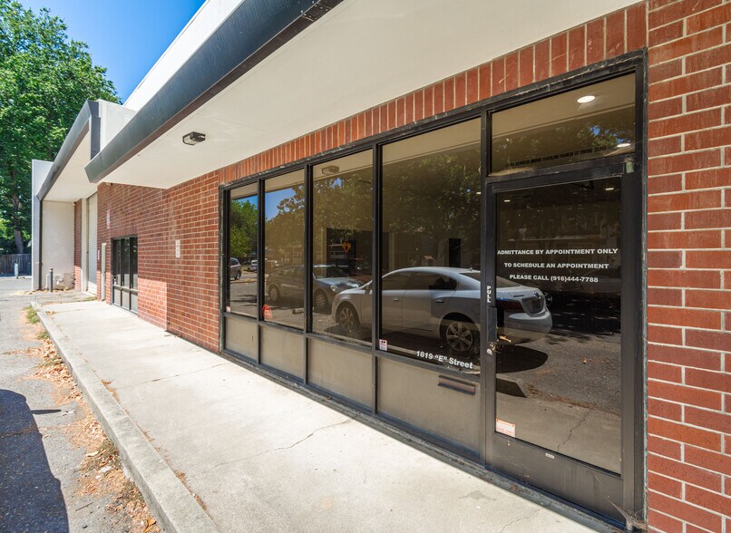 More Photos Of 1819 E St, Sacramento Flex For Lease