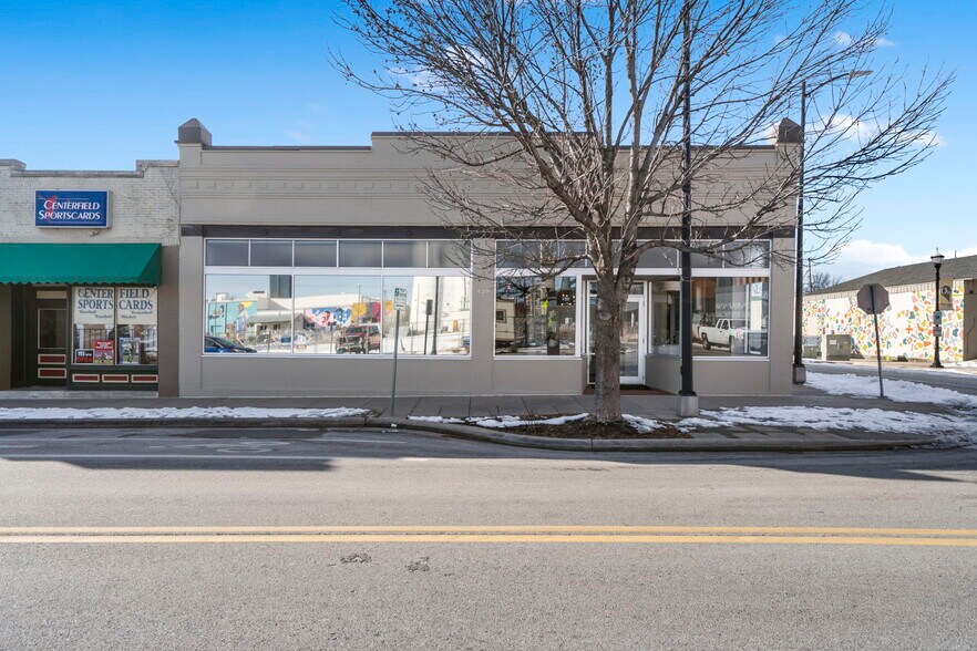 More Photos Of 429-431 N Boonville Ave, Springfield General Retail For Lease