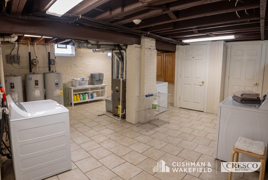 More Photos Of 807 Literary Ave, Cleveland Storefront Retail Residential For Sale