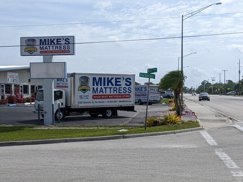 More Photos Of 23330 Harborview Rd, Port Charlotte Flex For Sale