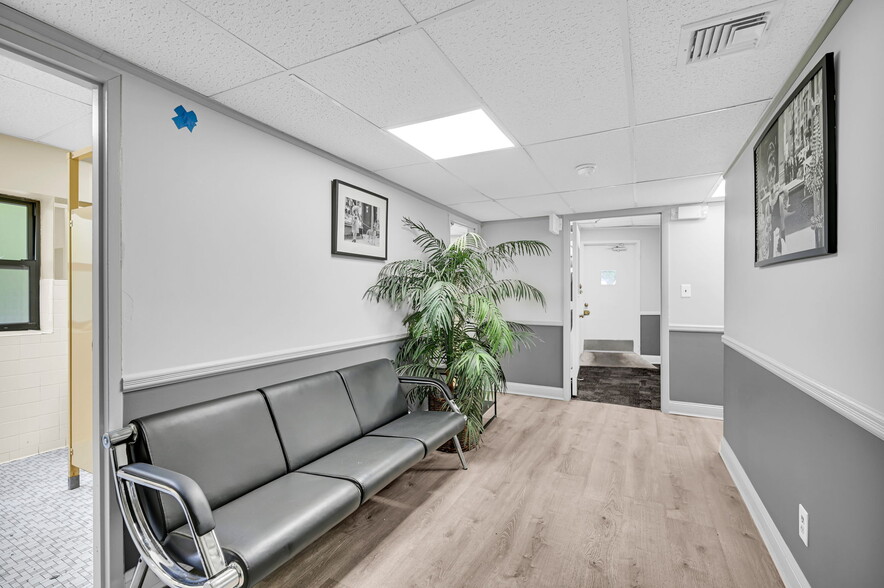 More Photos Of 2 Broadway, Valhalla Office For Sale