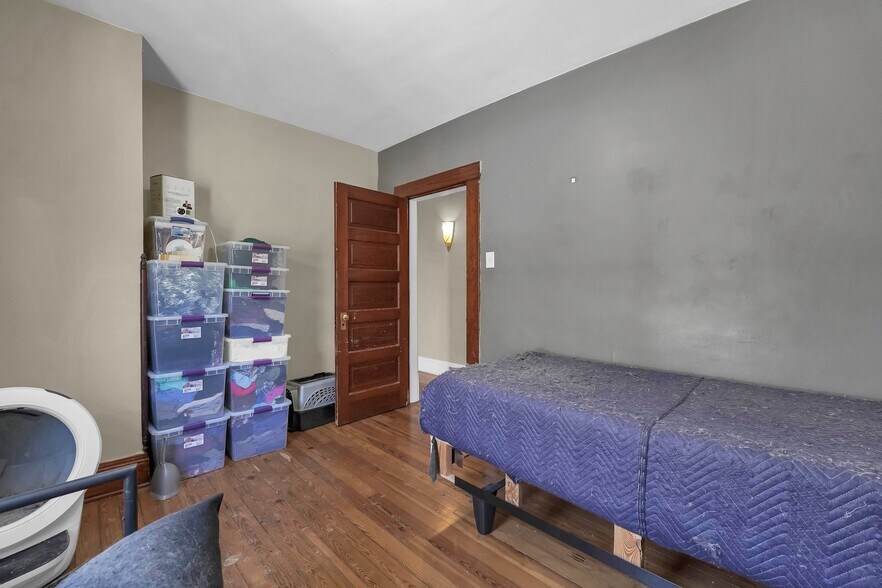 More Photos Of 2406-2408 Indianola Ave, Columbus Apartments For Sale