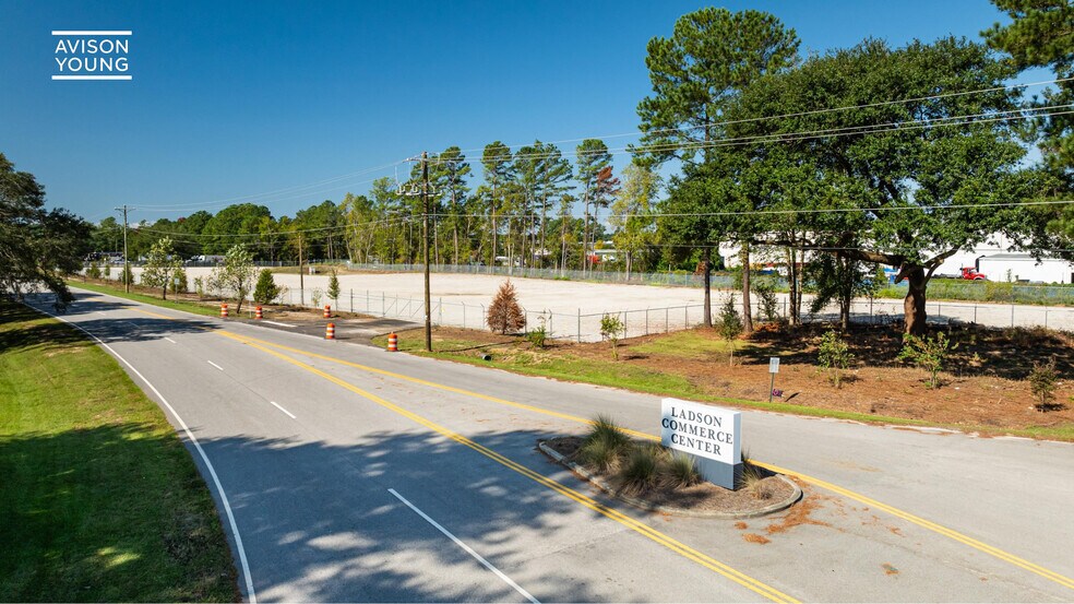 More Photos Of 8016 Commerce Center Rd, Ladson Land For Lease