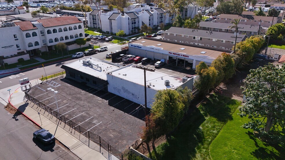 More Photos Of 7852 Bolsa Ave, Midway City Auto Repair For Sale