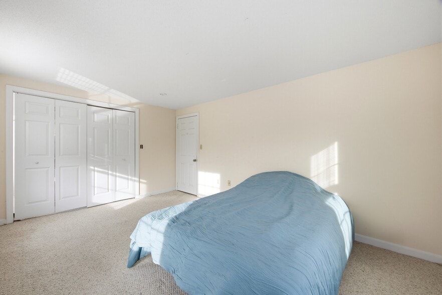 More Photos Of 33 Deep River Rd, Centerbrook Flex For Sale