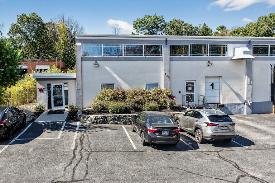 More Photos Of 1167 Main St, Walpole Warehouse For Sale
