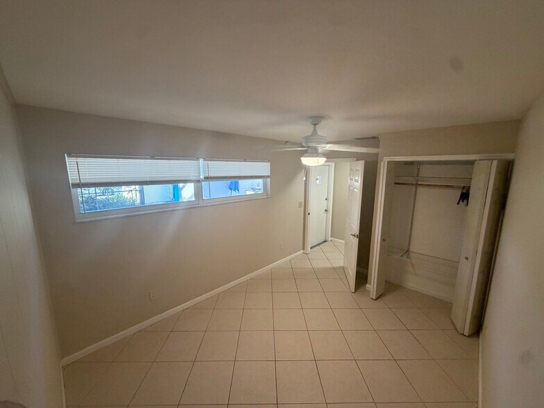 More Photos Of 860 NW River Shores Blvd, Stuart Apartments For Sale
