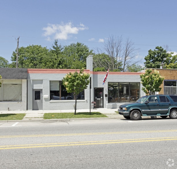 3325 Hilton Rd