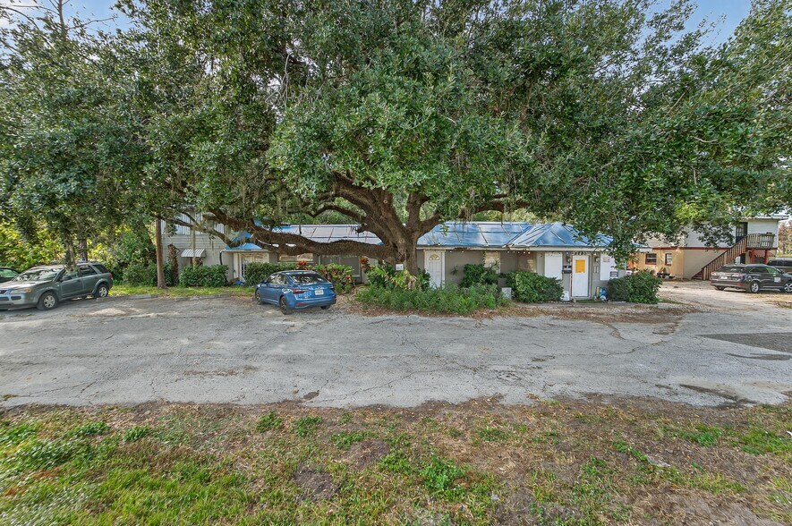 More Photos Of 4701 Land O Lakes Blvd, Land O' Lakes Apartments For Sale