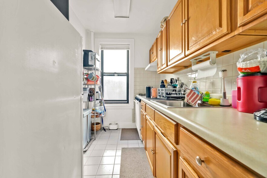 More Photos Of 28-32 44th St, Astoria Apartments For Sale