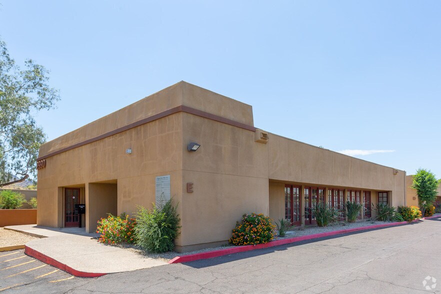 More Photos Of 2990 E Northern Ave, Phoenix Medical For Lease
