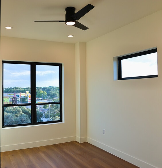 More Photos Of 10899 S Hausman Rd, San Antonio Apartments For Sale