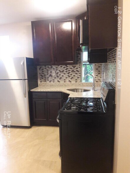 More Photos Of 12-16 Groton St, Hartford Apartments For Sale