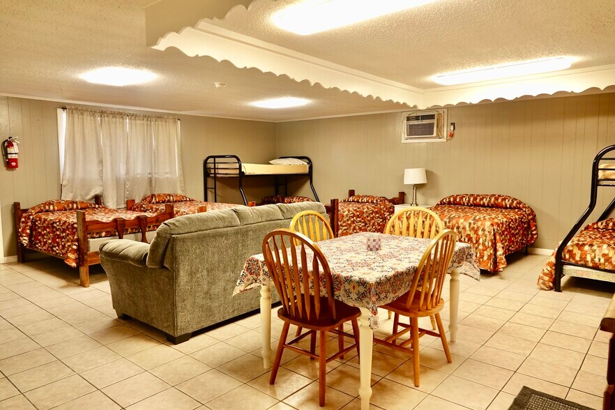 More Photos Of , Hornbeak Unknown For Sale