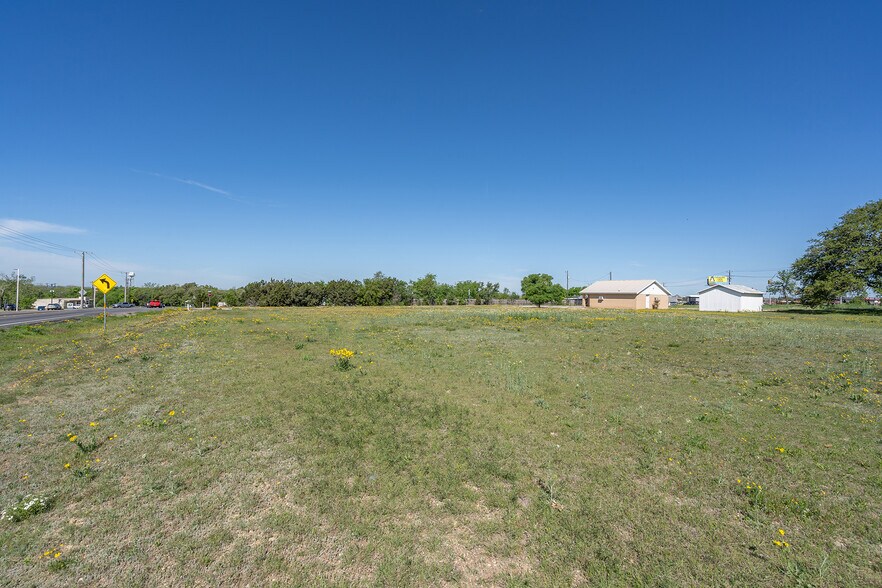 More Photos Of 107 Brown Bridge Rd, Liberty Hill Land For Sale