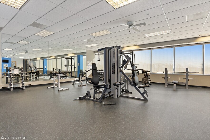 More Photos Of 1707 N Randall Rd, Elgin Office For Lease