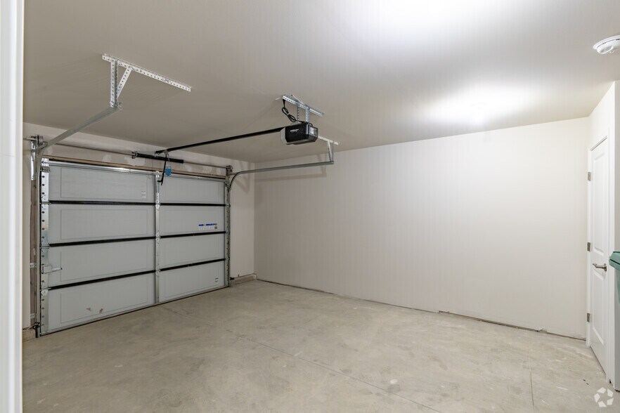 More Photos Of 297 W Main St, Springville Apartments For Sale