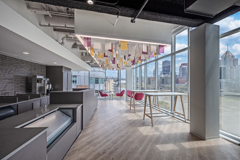 More Photos Of 271 N Shore Dr, Pittsburgh Office For Lease