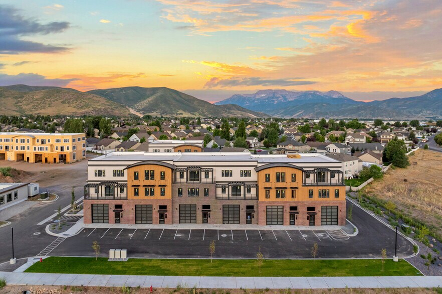 More Photos Of 1922 S Highway 40, Heber City Showroom For Sale
