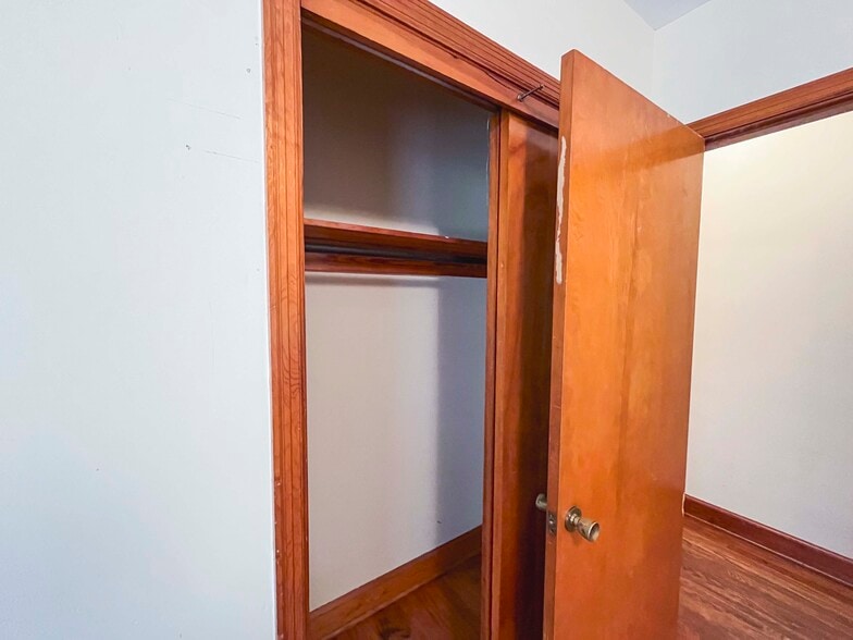 More Photos Of 1001 E Lynchburg Salem Tpke, Bedford Office For Sale