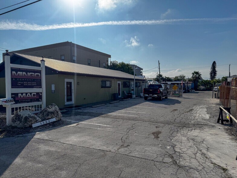More Photos Of 5580 1st Ave, Key West Office For Sale