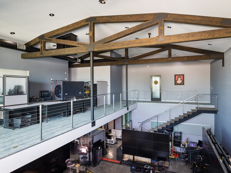 More Photos Of 130 Penn St, El Segundo Loft Creative Space For Sale