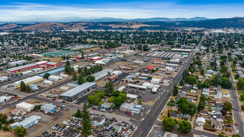 More Photos Of 6402 Helena St, Spokane Light Distribution For Lease