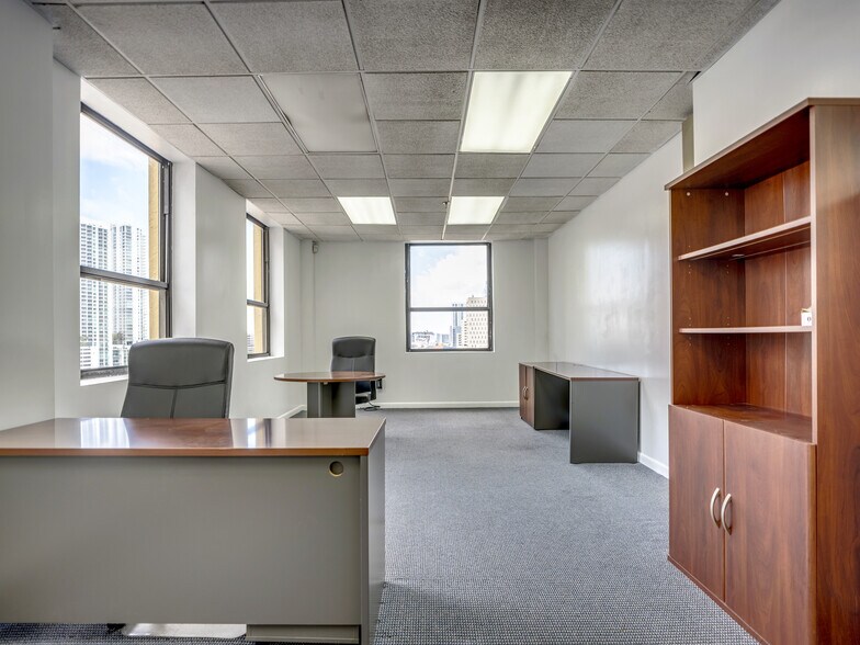 More Photos Of 168 SE 1st St, Miami Loft Creative Space For Lease