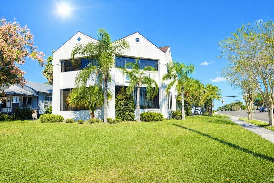 Primary Photo Of 501 W Peachtree St, Lakeland Office For Sale