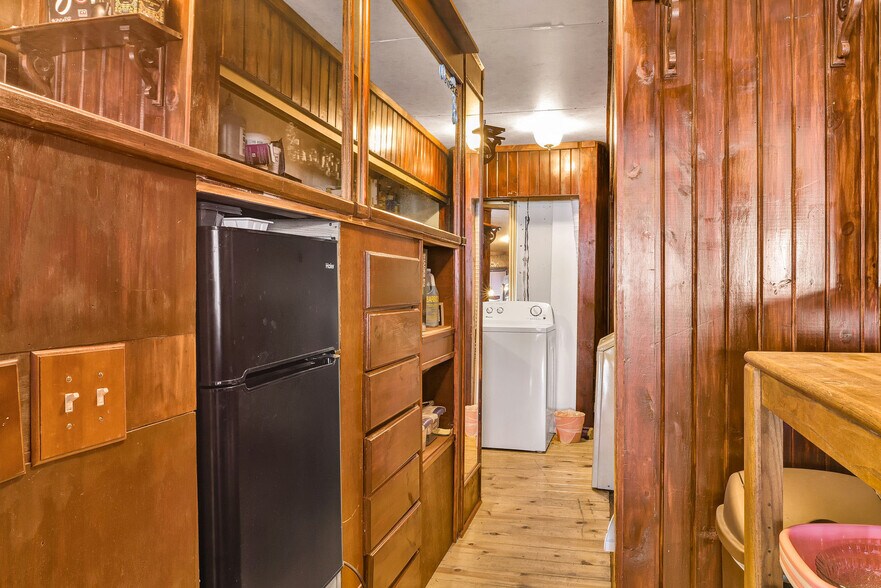 More Photos Of 16 N Main St, Payette Storefront Retail Residential For Sale