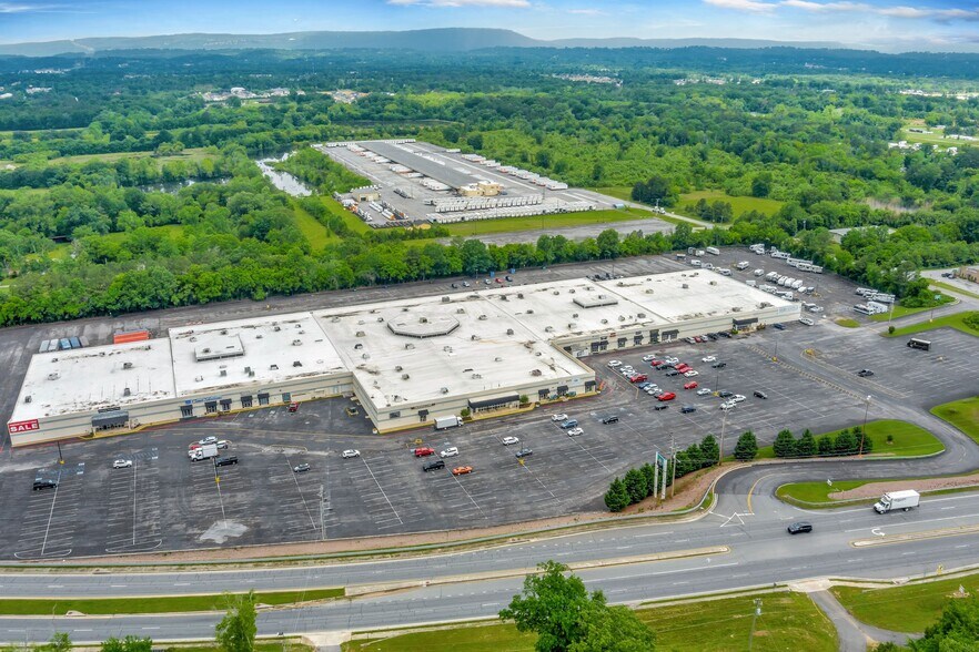 Primary Photo Of 4083 Cloud Springs Rd, Ringgold Storefront For Sale