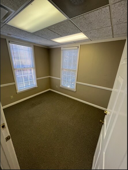 More Photos Of 1827 Powers Ferry Rd SE, Atlanta Unknown For Lease