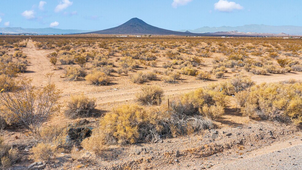 More Photos Of 0 Quarry Rd, Apple Valley Land For Sale