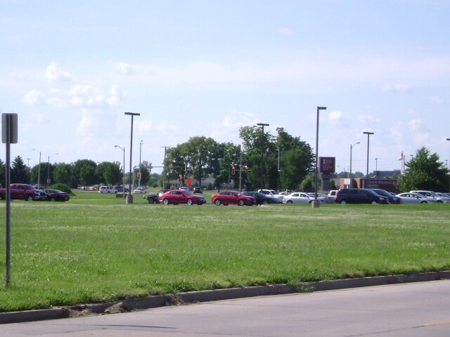 More Photos Of 3130 Wabash Ave, Springfield Land For Sale