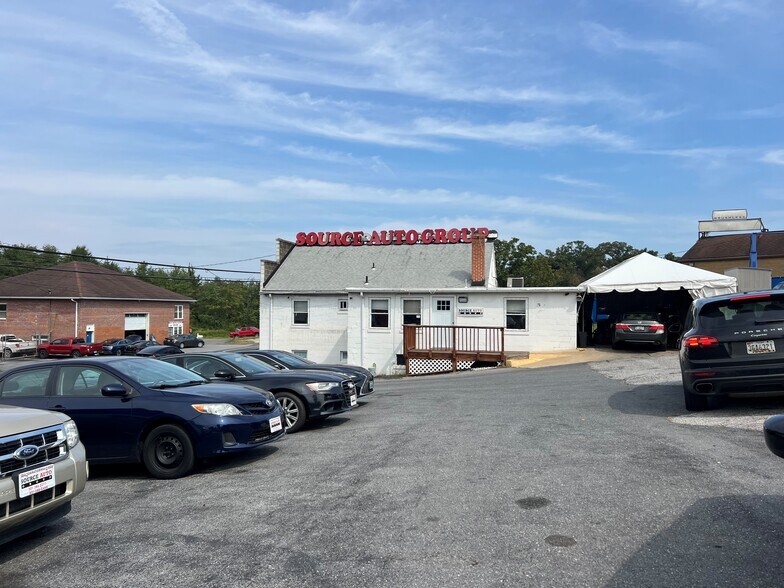 More Photos Of 10805 Lanham Severn Rd, Glenn Dale Auto Dealership For Lease