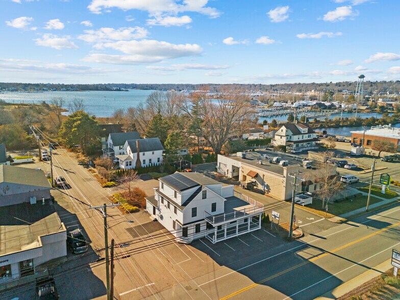 More Photos Of 44 Williams Ave, Mystic General Retail For Sale