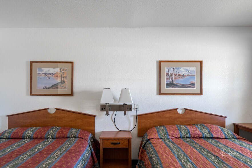 More Photos Of 203 SW 7th St, Stuart Hotel For Sale