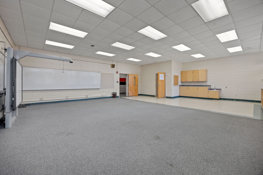 More Photos Of 8967 Cedar Grove School Loop Rd, Nashville Schools For Sale