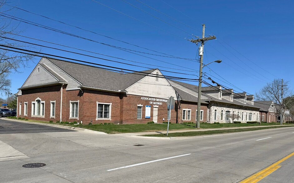 Primary Photo Of 24715 Little Mack Ave, Saint Clair Shores Medical For Lease