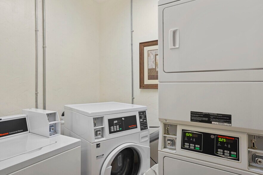 More Photos Of 1000 Carteret Ave, Pueblo Apartments For Sale