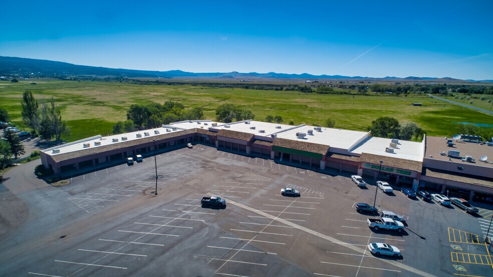 More Photos Of 203-229 S Mountain Ave, Springerville Unknown For Lease