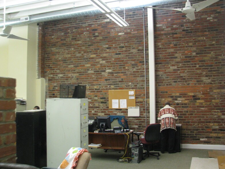 More Photos Of 5245 Germantown Ave, Philadelphia Office For Lease