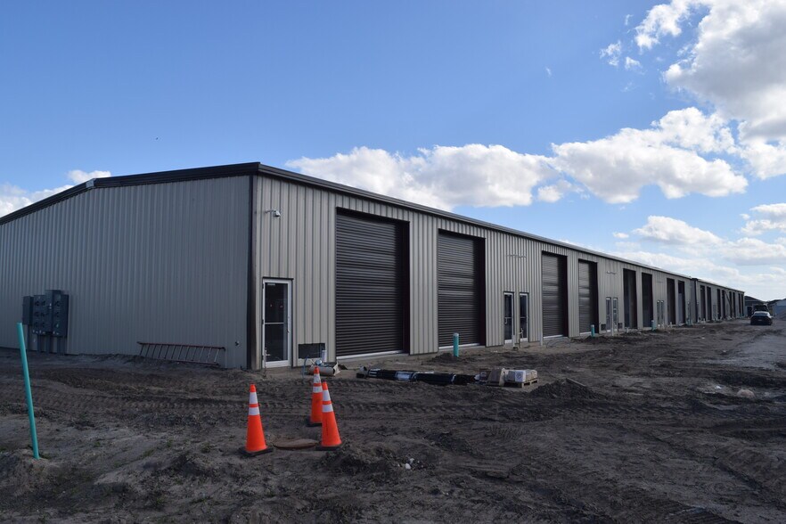 More Photos Of 4707 County Road 156, Wildwood Warehouse For Lease