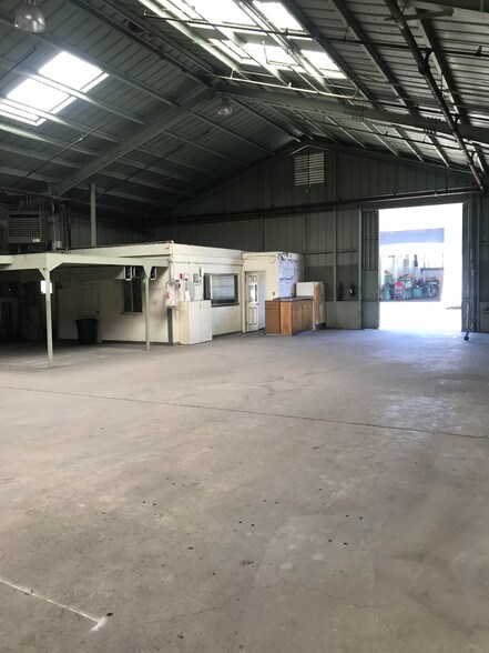 More Photos Of 616 McClary Ave, Oakland Manufacturing For Sale
