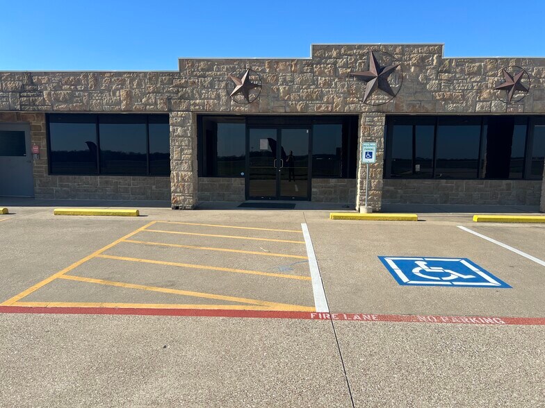 Primary Photo Of 1832 Fm-66, Waxahachie Self Storage For Lease